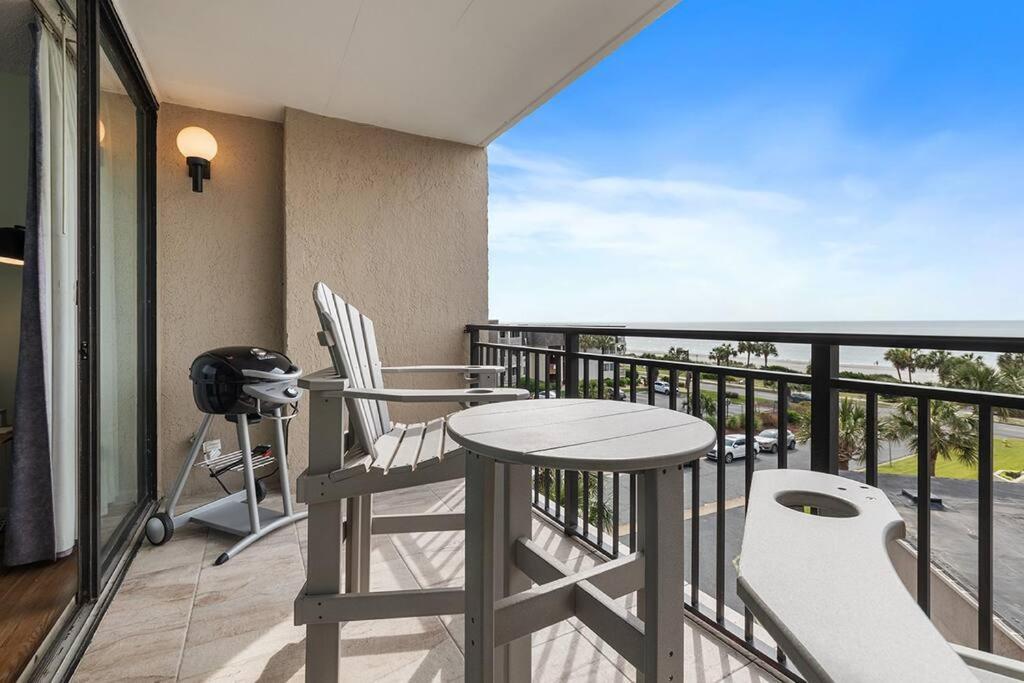 Cabana Palms - Oceanfront Renovated King Bed Sauna Мертл-Біч Екстер'єр фото