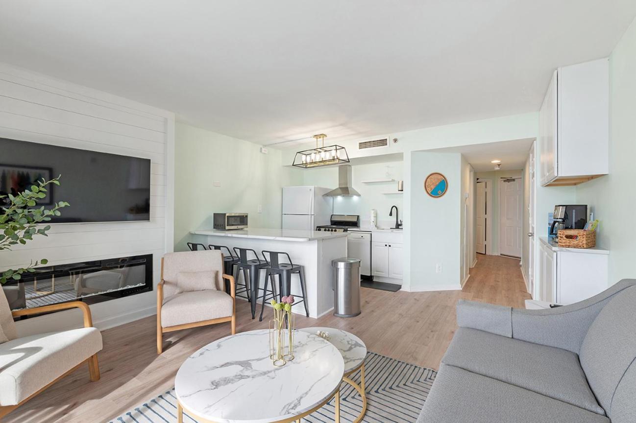 Cabana Palms - Oceanfront Renovated King Bed Sauna Мертл-Біч Екстер'єр фото